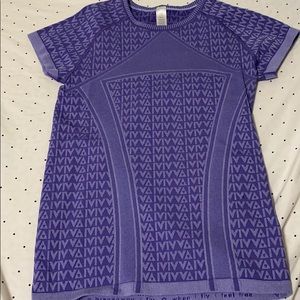 ivivva athletic shirt